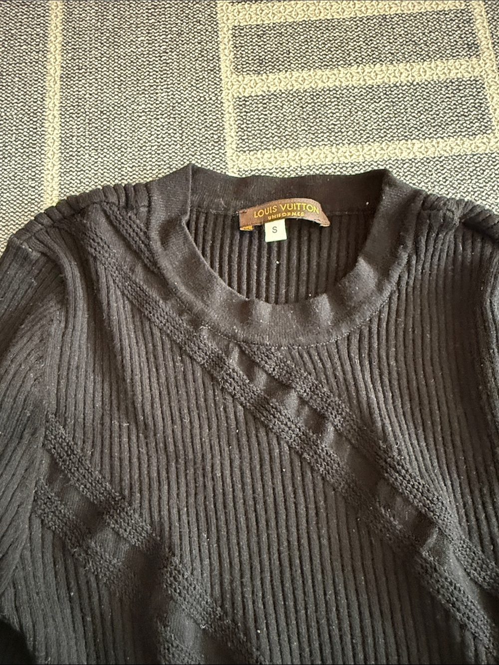Louis Vuitton Black Ribbed Crewneck Sweater - Picture 2 of 5